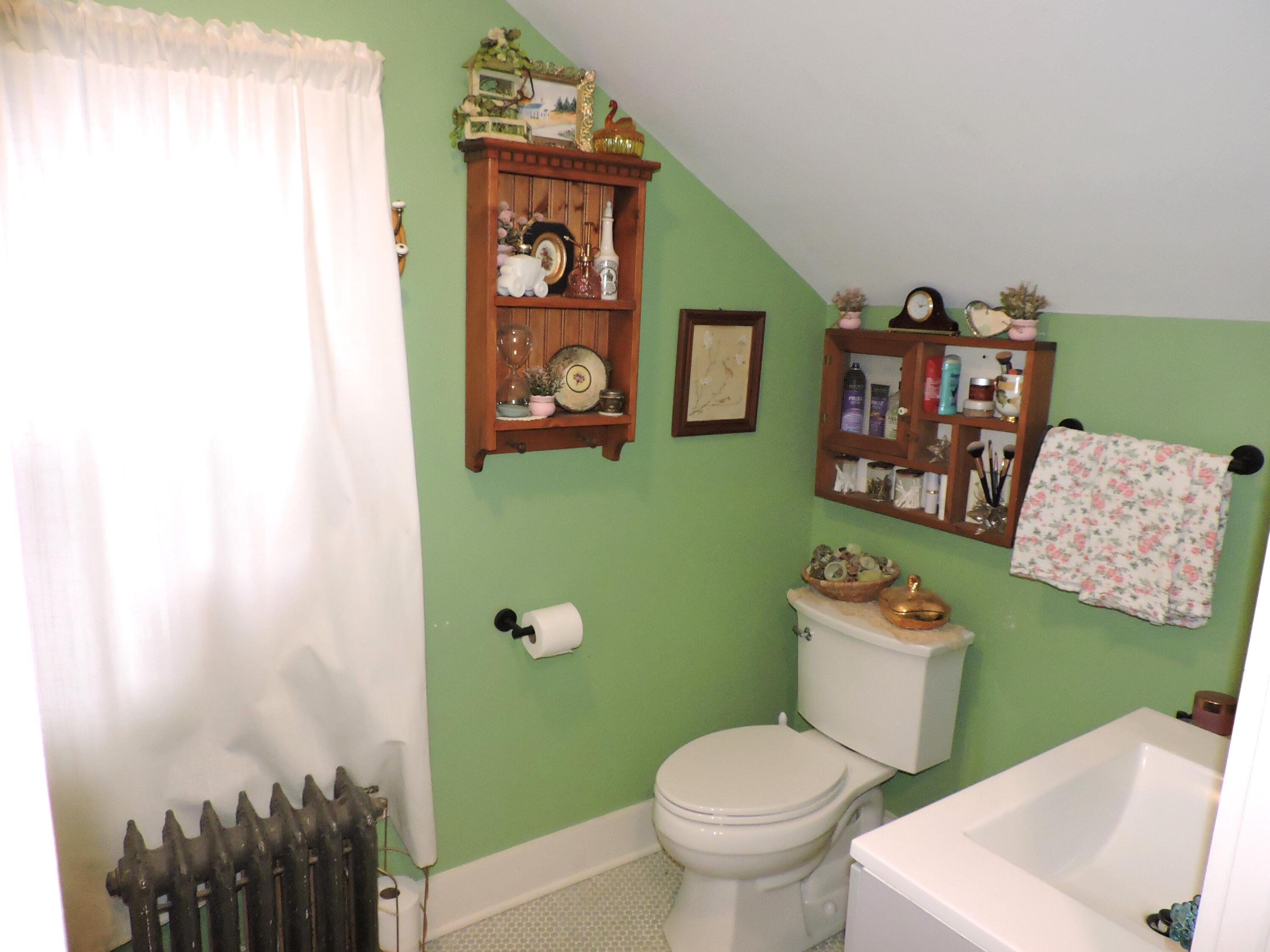 516 Riverside Drive Fort Atkinson, WI 53538 - Photo 15 of 17 Bath Up