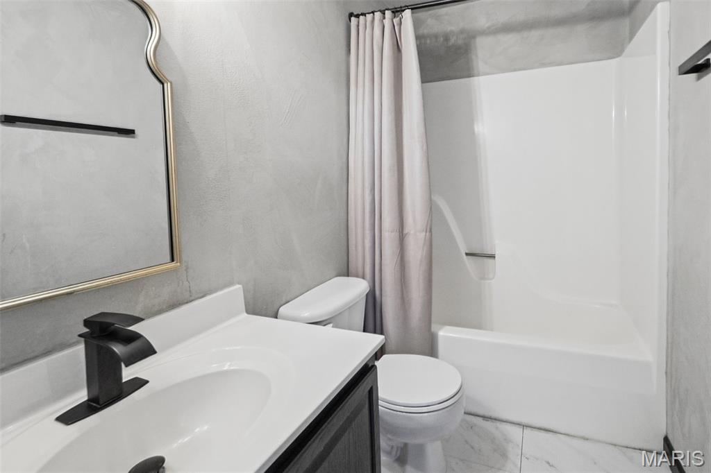 3240 Hunters Way Belleville, IL 62221 - Photo 25 of 46 Gallery Image 25