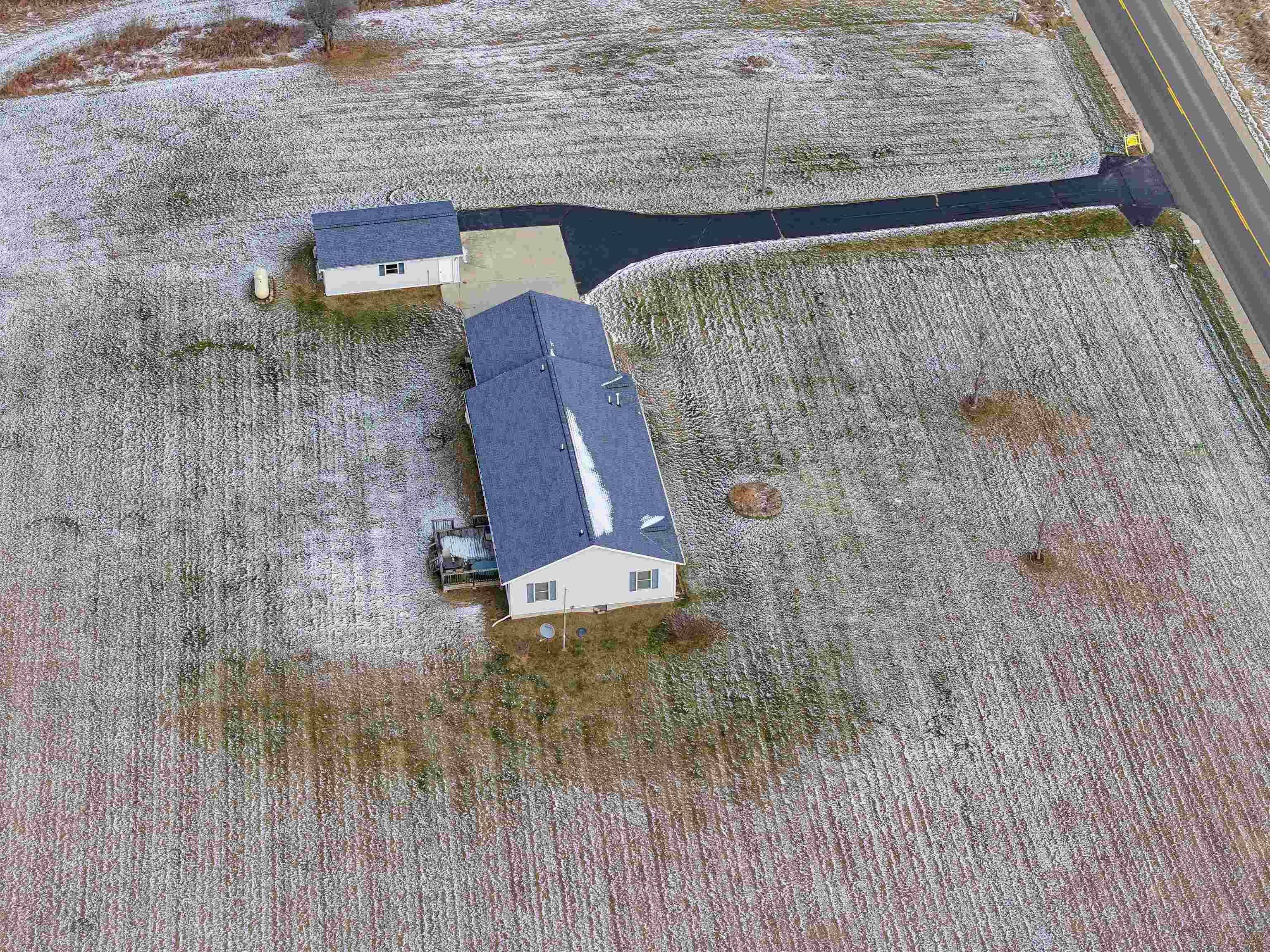 5422 Stillwagon Road Gladwin, MI 48624 - Photo 8 of 38