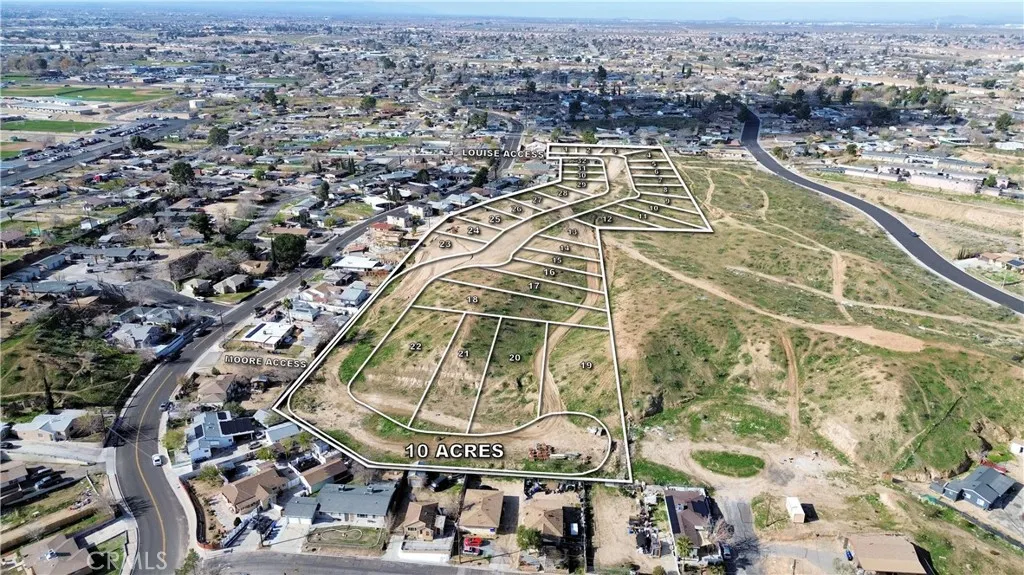 0 Forrest Victorville, CA 92395 - Photo 3 of 5 an aerial view of a swimming pool