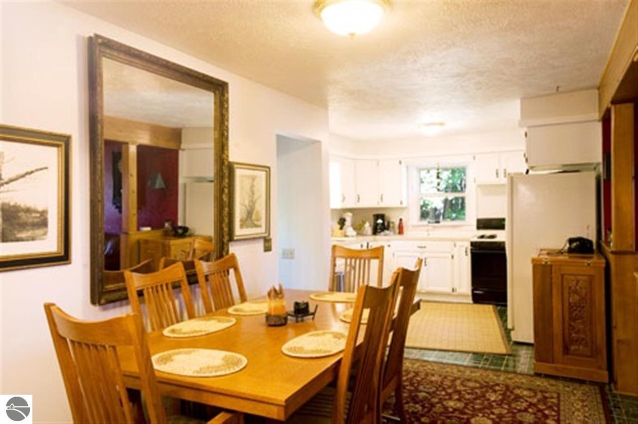 2072 West School Lake Road Maple City, MI 49664 - Photo 17 of 78 1776507-16.JPG