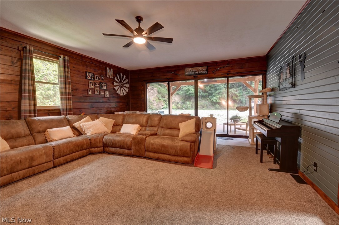 2291 Ivory Road Northwest Dellroy, OH 44620 - Photo 10 of 49