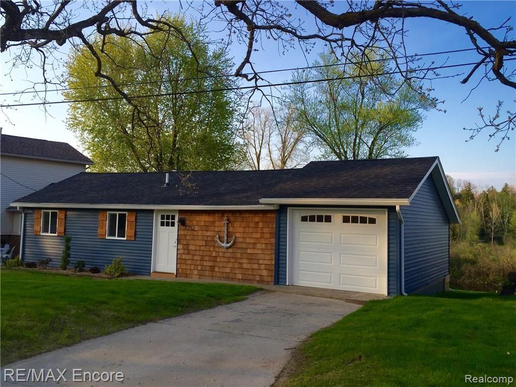 7252 Clement Road Clarkston, MI 48346 - Photo 23 of 25 Welcome!