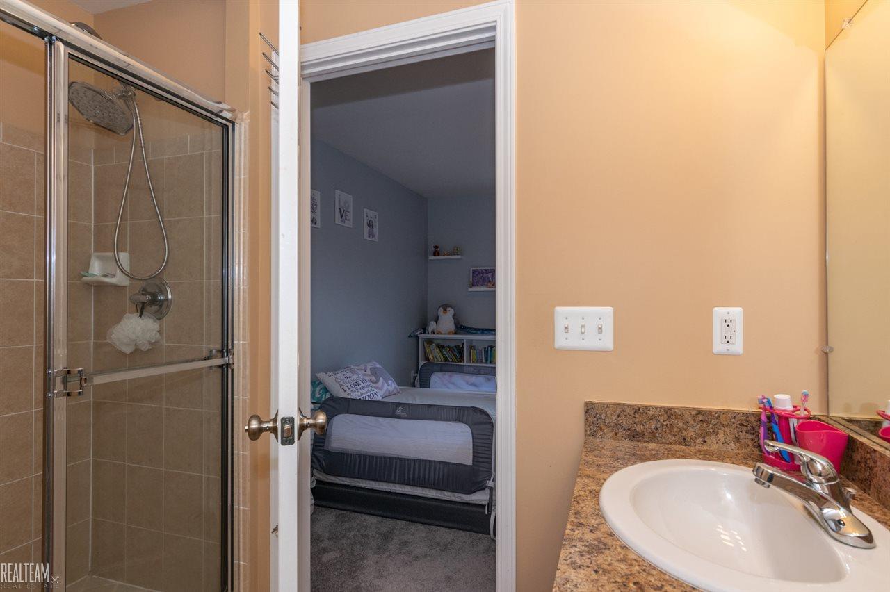 45685 Rathmore Drive Macomb, MI 48044 - Photo 21 of 26 31365331-21.JPG