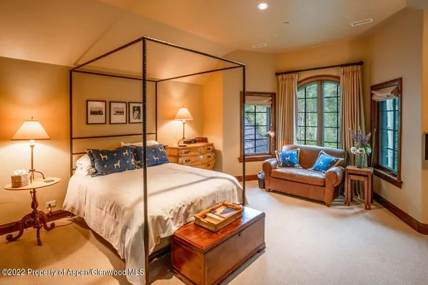 $150,000 | 800 South Hayden Road, Aspen, CO 81611