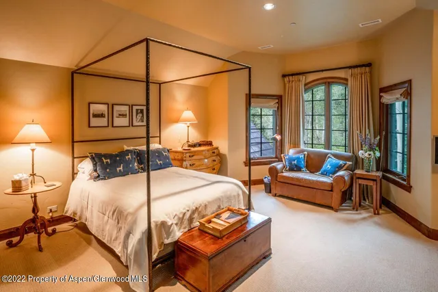 $150,000 | 800 South Hayden Road, Aspen, CO 81611