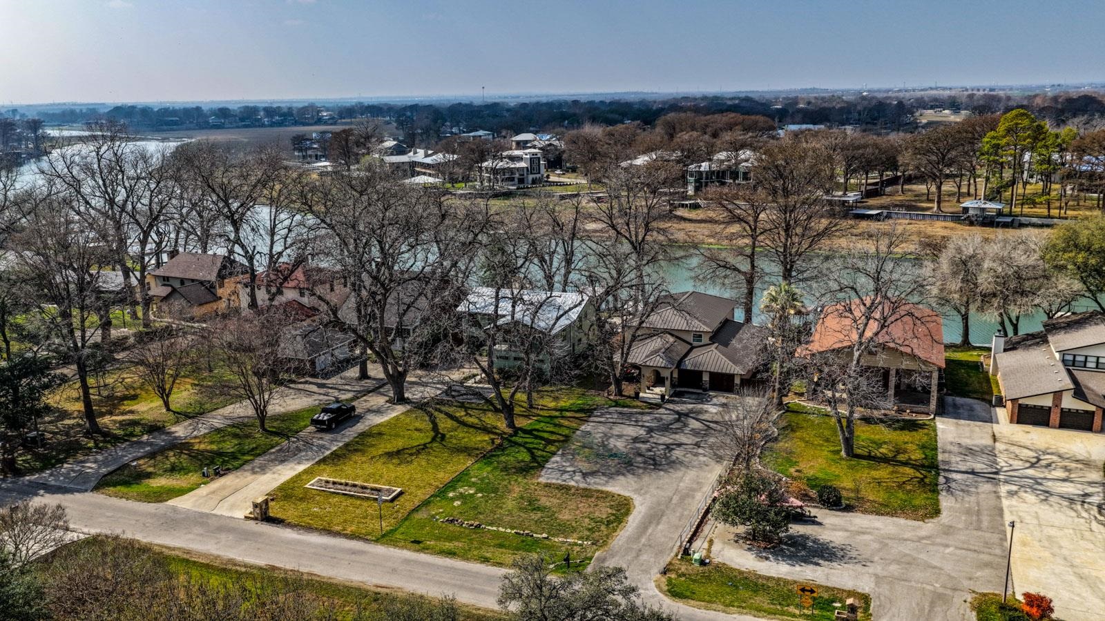 232 Lake Ridge Drive Seguin, TX 78155 - Photo 10 of 30