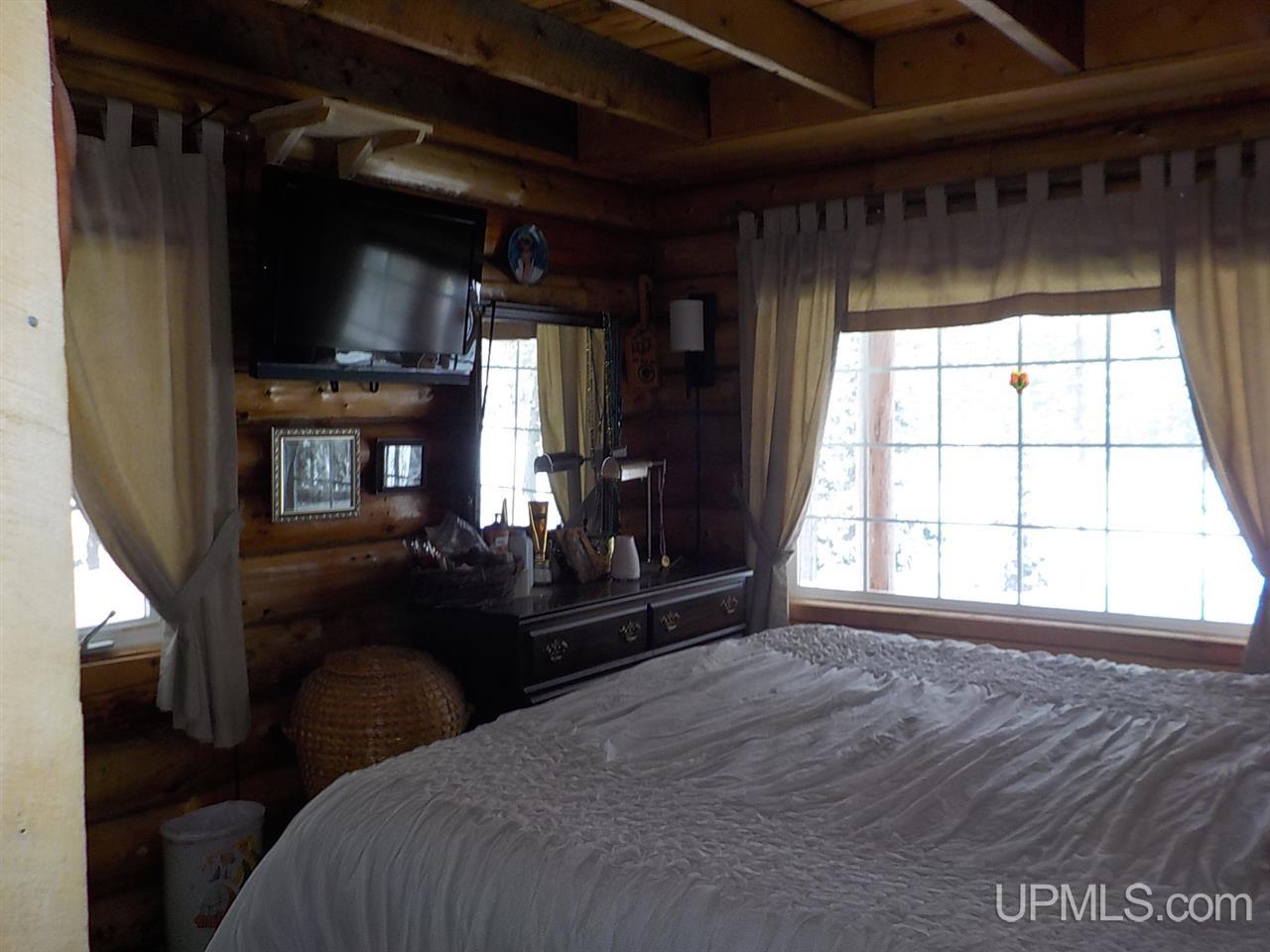 369 WPA Road Crystal Falls, MI 49920 - Photo 16 of 44