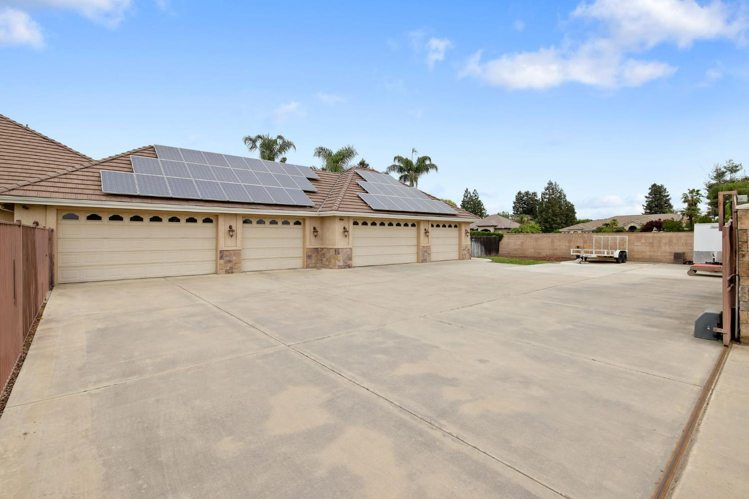1928 South Shirk Road Visalia, CA 93277 - Photo 89 of 98 Gallery Image 89