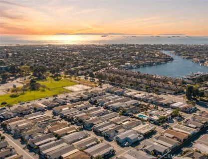 $895,000 | 4252 Lahaina Drive, Huntington Beach, CA 92649