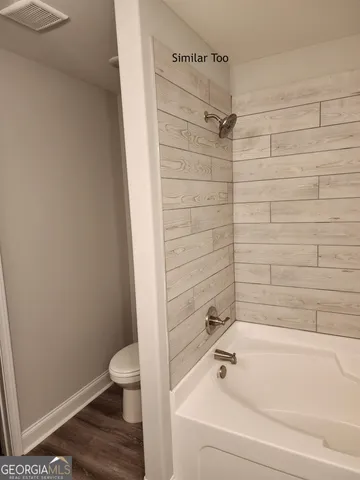 a view of walk in closet