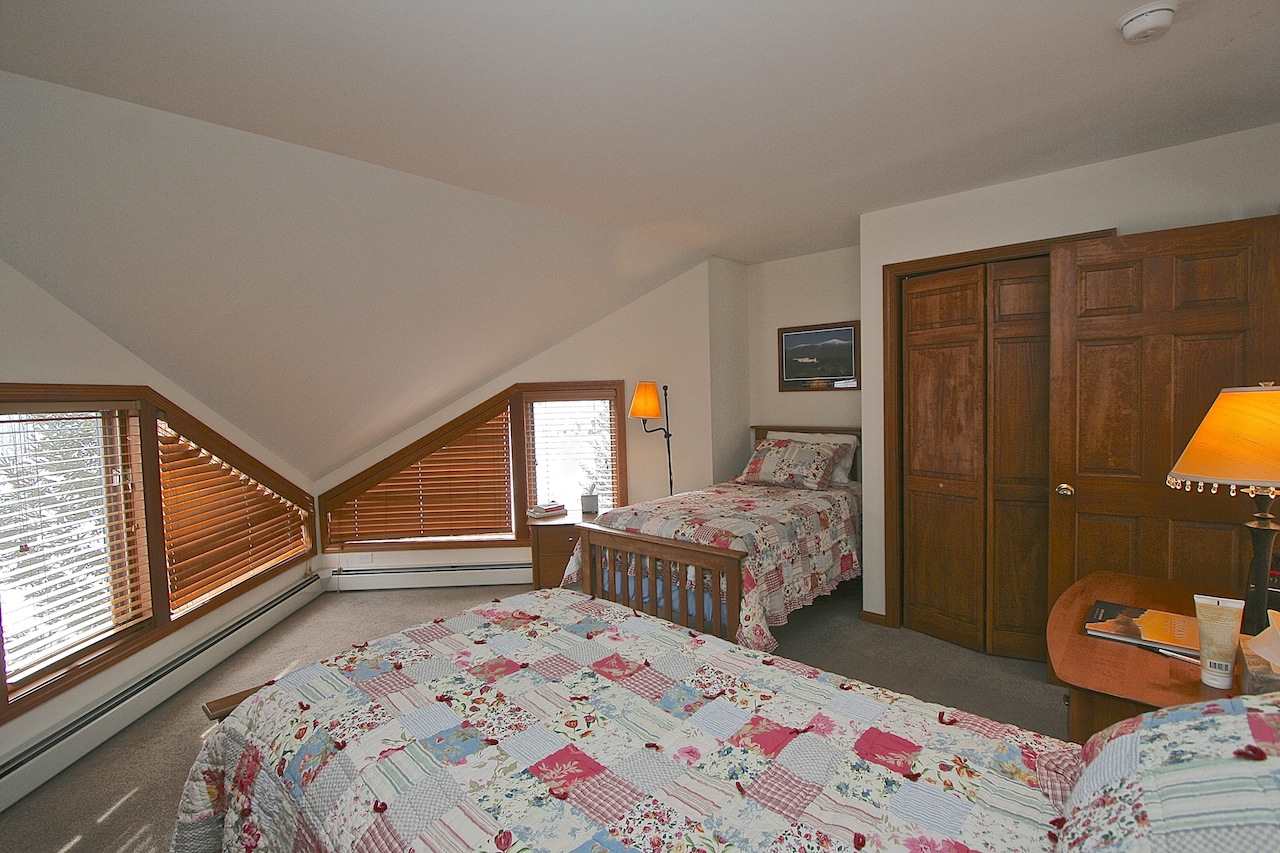 256 Crawford Ridge Road, Unit 6 Carroll, NH 03595 - Photo 17 of 33