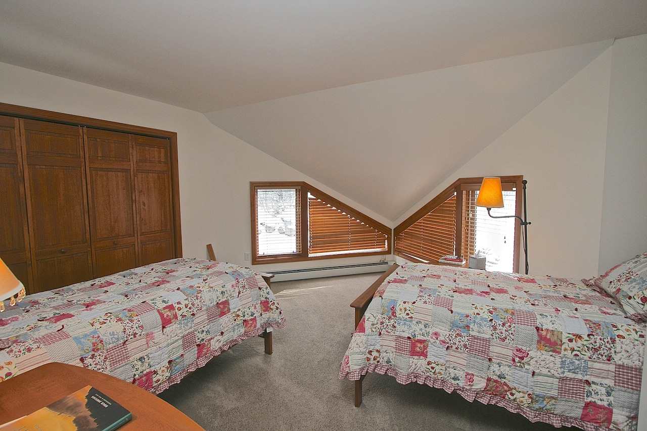 256 Crawford Ridge Road, Unit 6 Carroll, NH 03595 - Photo 19 of 33