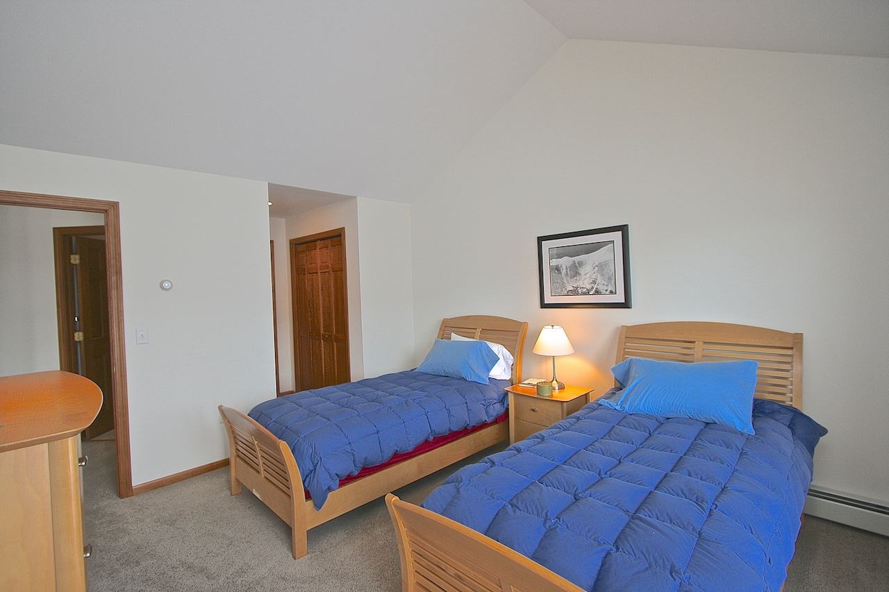 256 Crawford Ridge Road, Unit 6 Carroll, NH 03595 - Photo 21 of 33