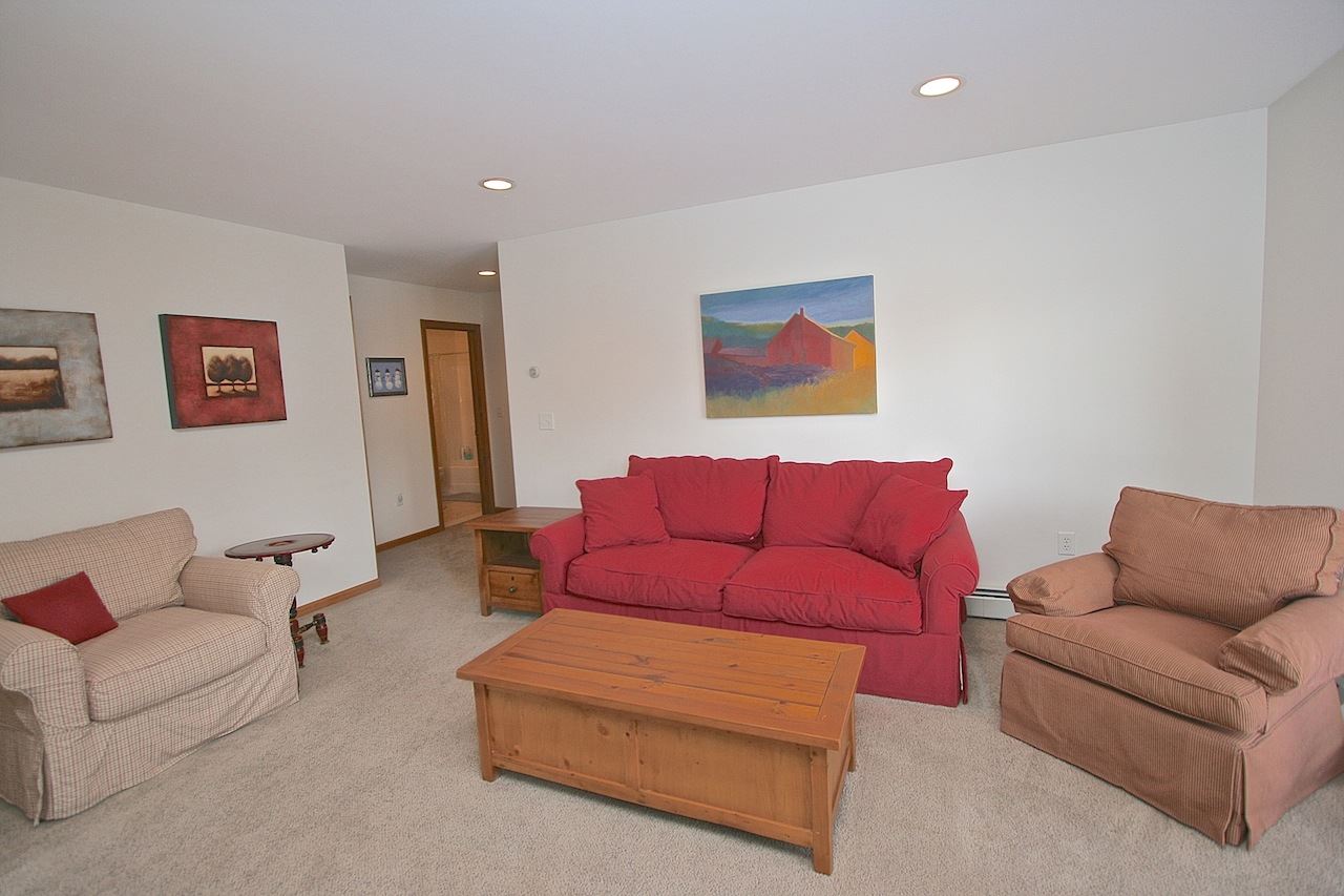256 Crawford Ridge Road, Unit 6 Carroll, NH 03595 - Photo 27 of 33