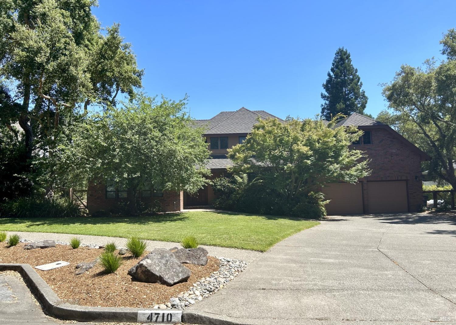 4710 Tee View Court Santa Rosa, CA 95405 - Photo 1 of 1 Gallery Image 1