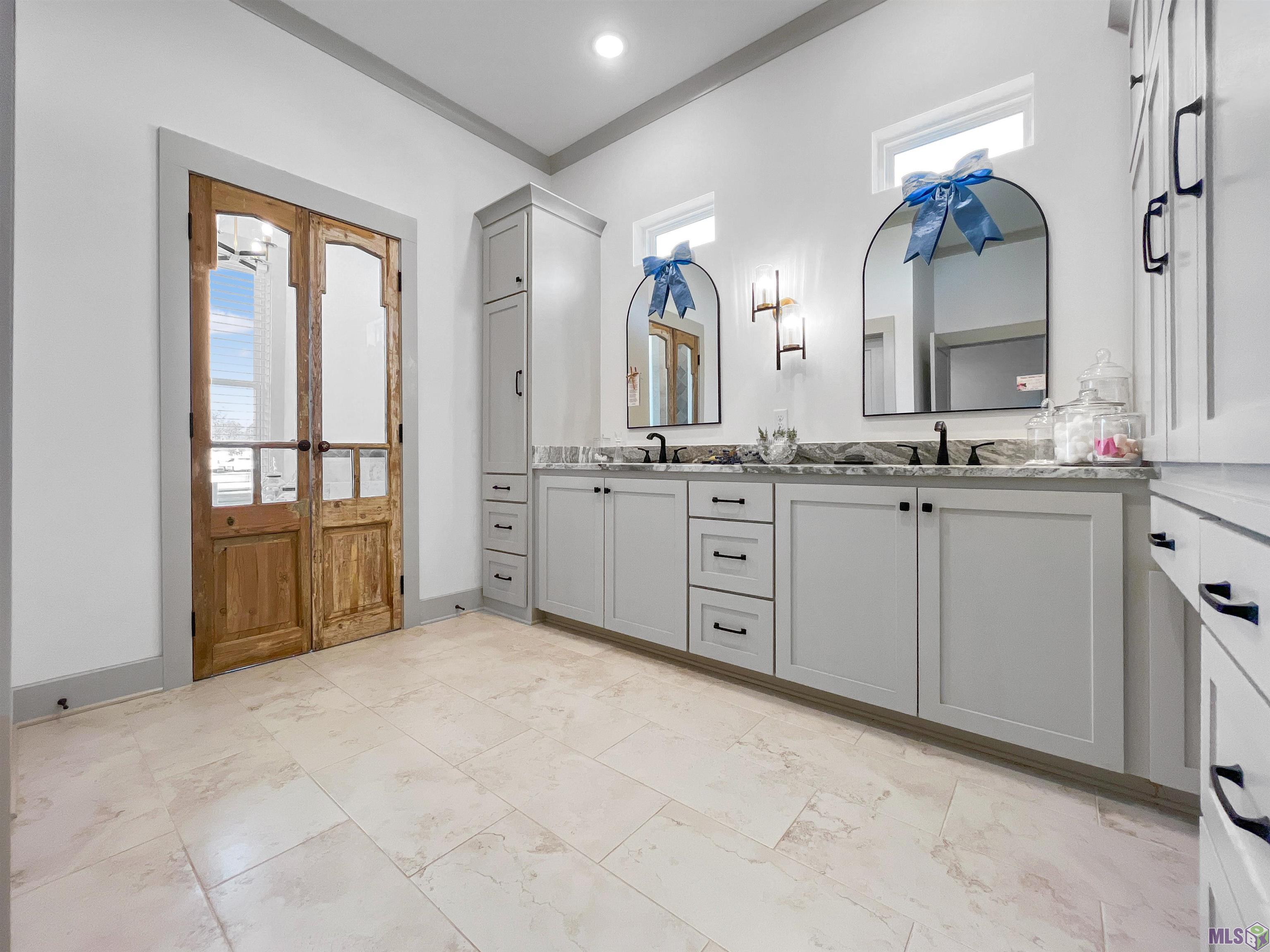 13344 Delaune Road Gonzales, LA 70737 - Photo 17 of 33