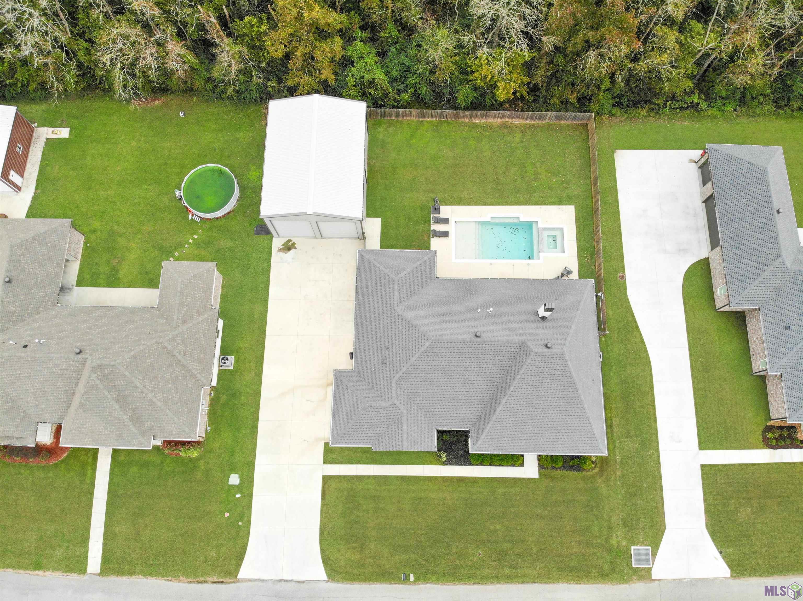 13344 Delaune Road Gonzales, LA 70737 - Photo 4 of 33