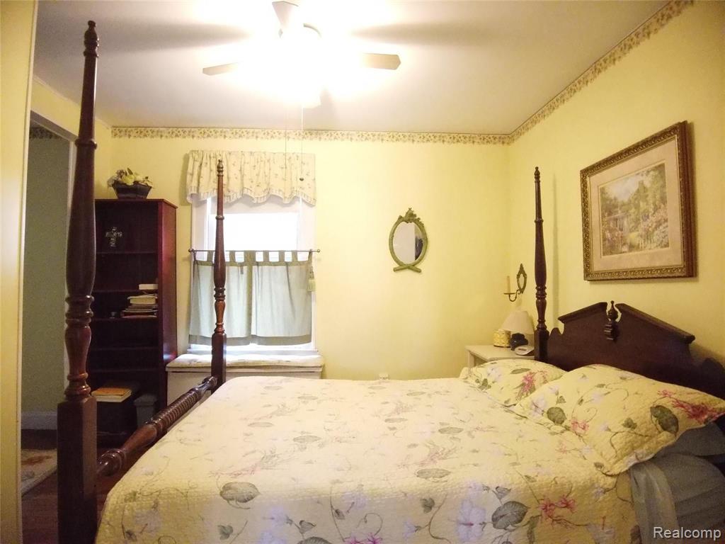 2466 West Auburn Road Rochester Hills, MI 48309 - Photo 19 of 34