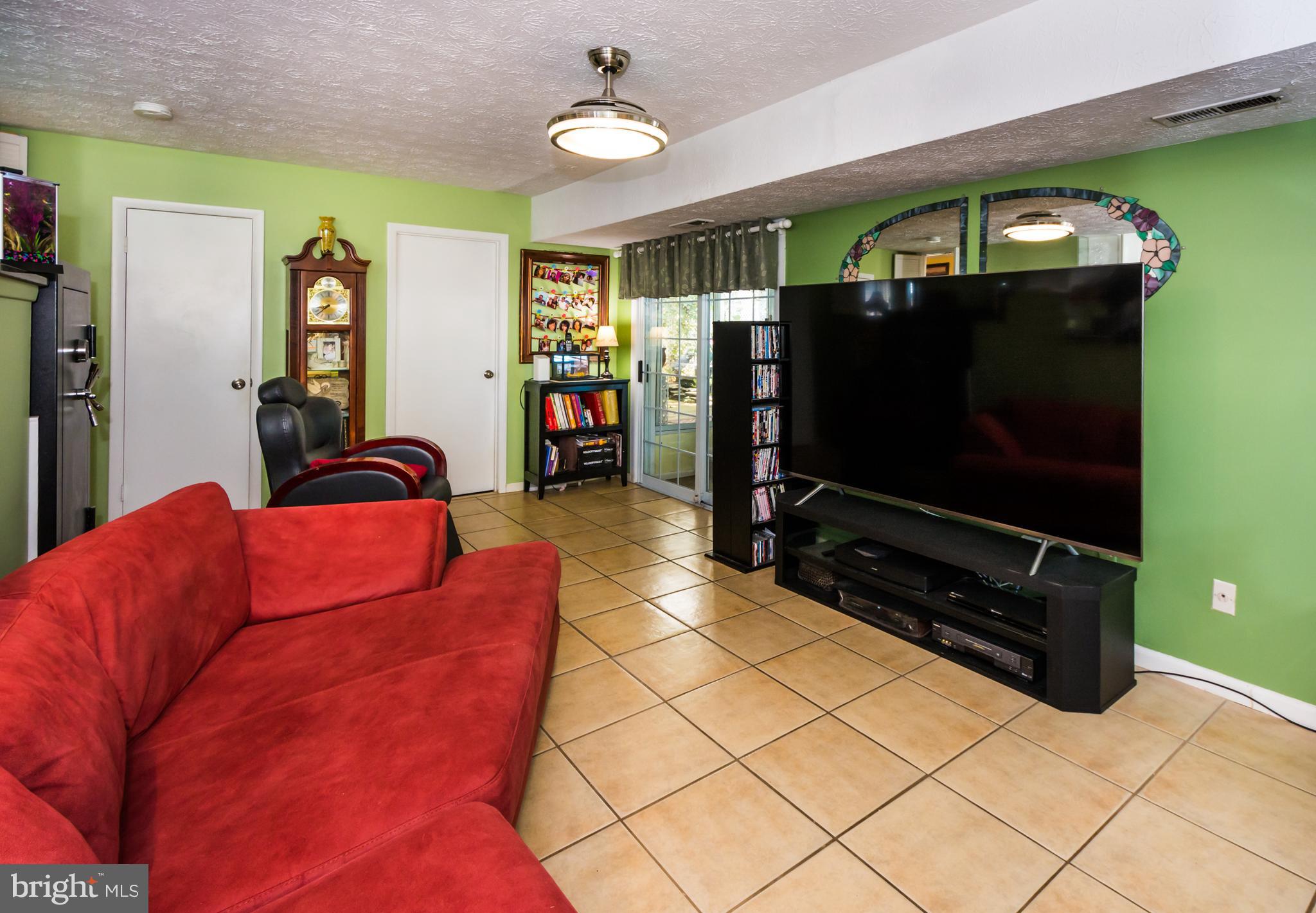 7108 Oliver Beach Road Baltimore, MD 21220 - Photo 22 of 56
