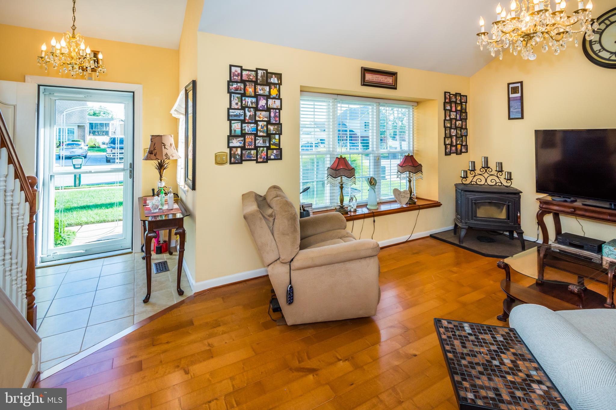 7108 Oliver Beach Road Baltimore, MD 21220 - Photo 6 of 56