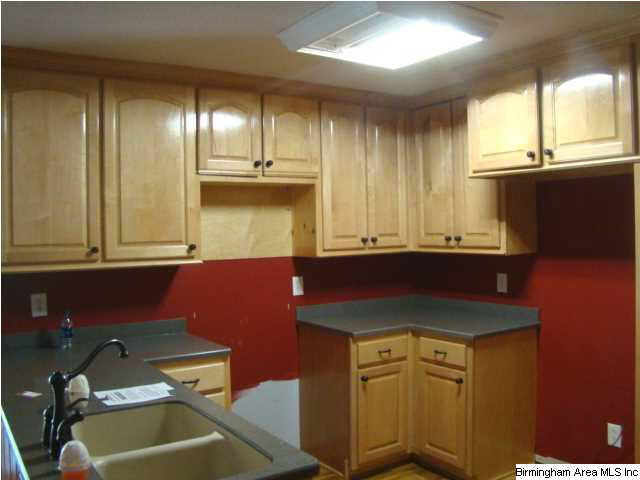 211 Mountain View Road Oxford, AL 36203 - Photo 6 of 22