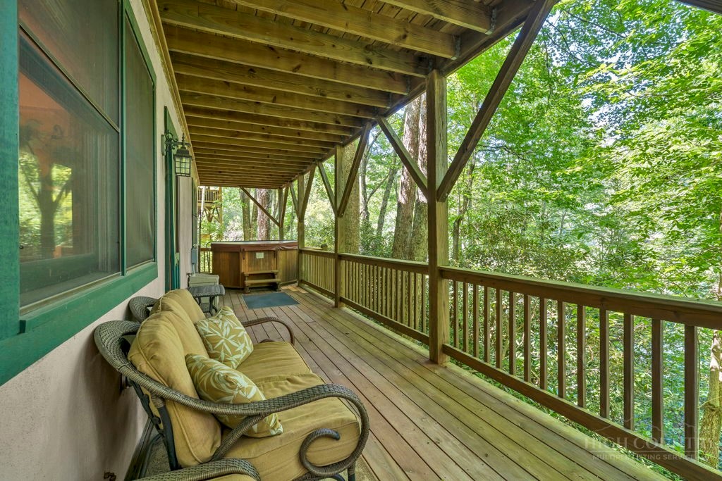 267 Streamside Lane Seven Devils, NC 28604 - Photo 38 of 42 Gallery Image 38