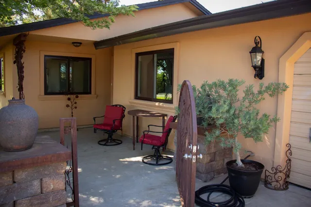 $995,000 | 5880 Sunset Boulevard West, Roseville, CA 95747