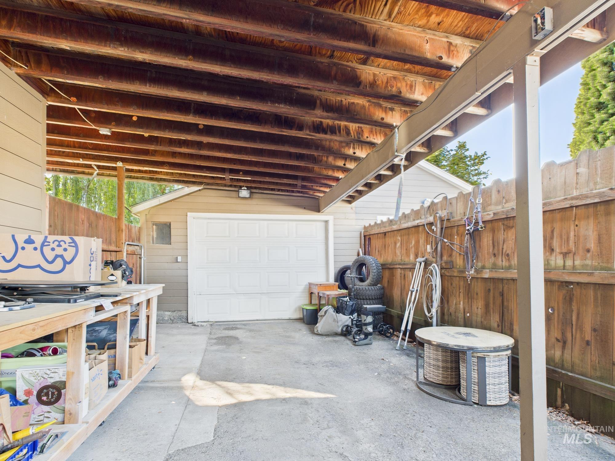 1220 Burrell Avenue Lewiston, ID 83501 - Photo 26 of 28 View of garage
