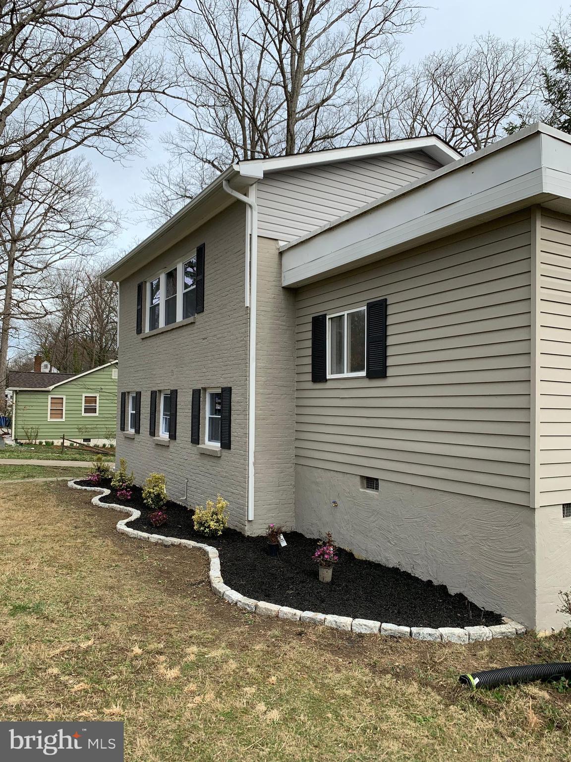 4103 Bedford Road Baltimore, MD 21207 - Photo 3 of 23
