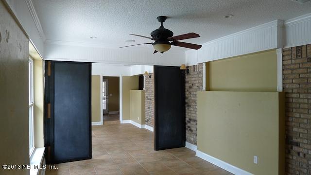 8184 Shady Grove Road Jacksonville, FL 32256 - Photo 31 of 47 SUNROOM ALT VIEW (SLIDING PARTITION)