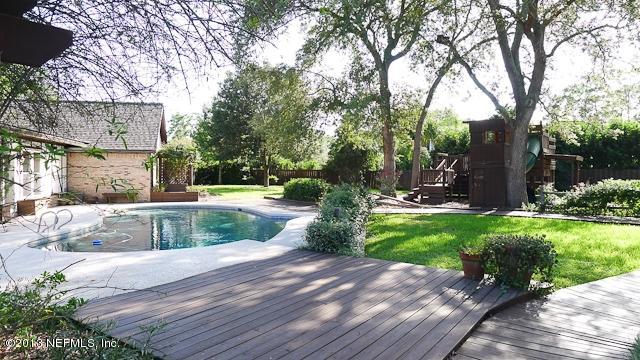 8184 Shady Grove Road Jacksonville, FL 32256 - Photo 41 of 47 ALT POOL VIEW TO YARD