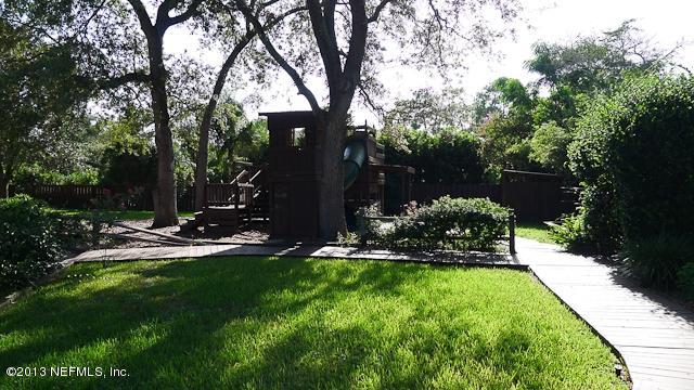 8184 Shady Grove Road Jacksonville, FL 32256 - Photo 42 of 47 ALT VIEW TO PLAY YARD