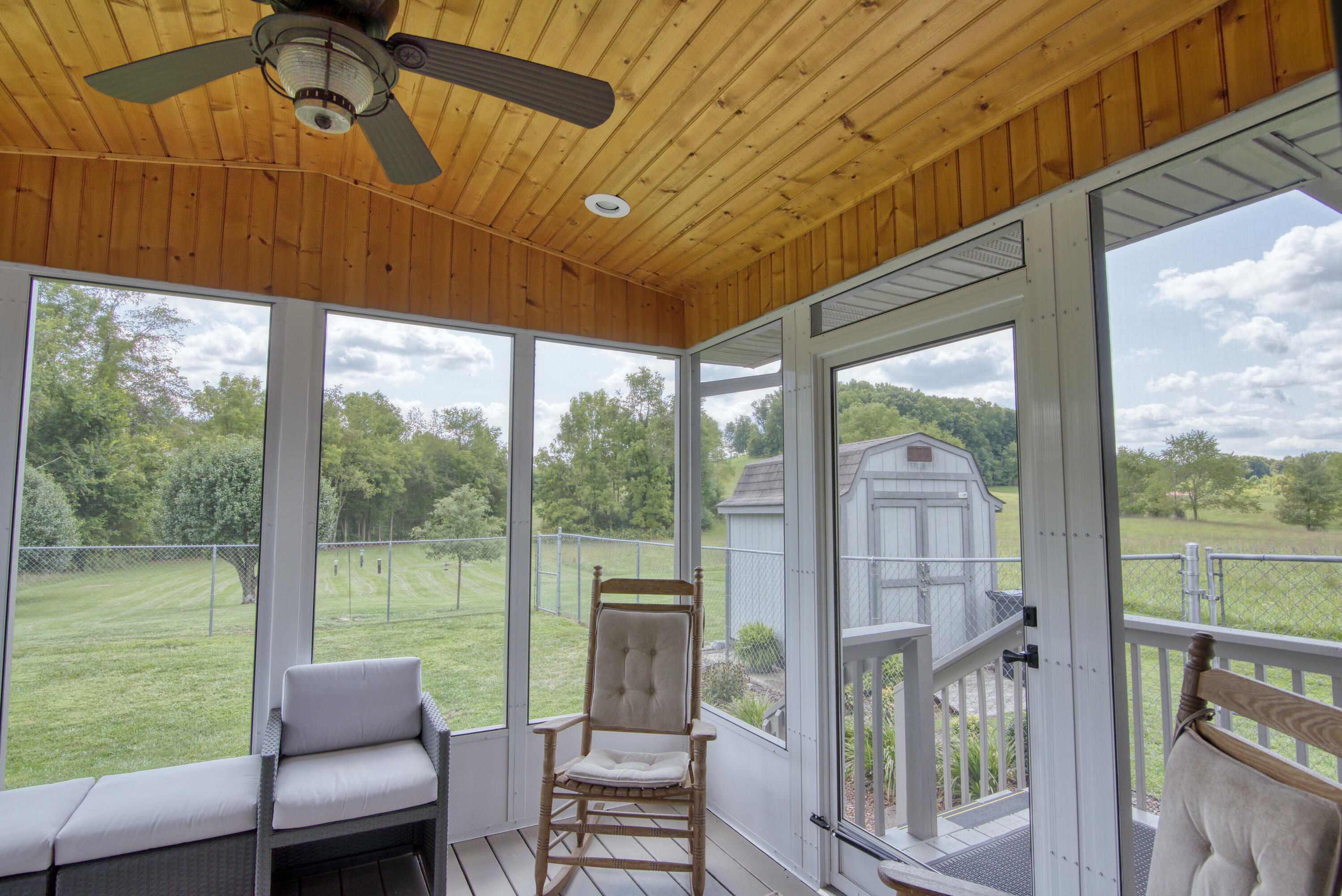 149 Ellis Road Blountville, TN 37617 - Photo 21 of 34 Ellis_52