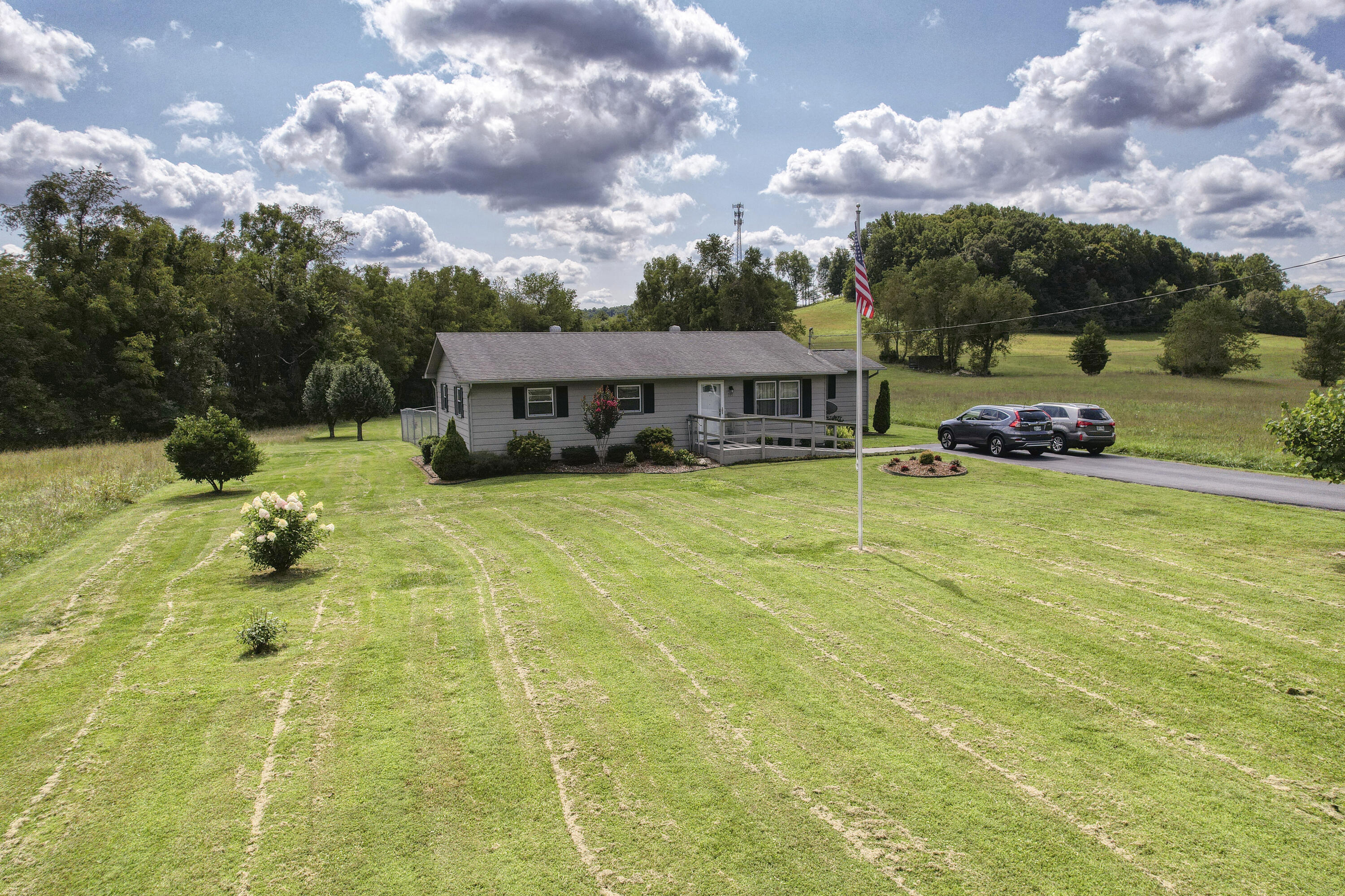 149 Ellis Road Blountville, TN 37617 - Photo 30 of 34 Ellis_4