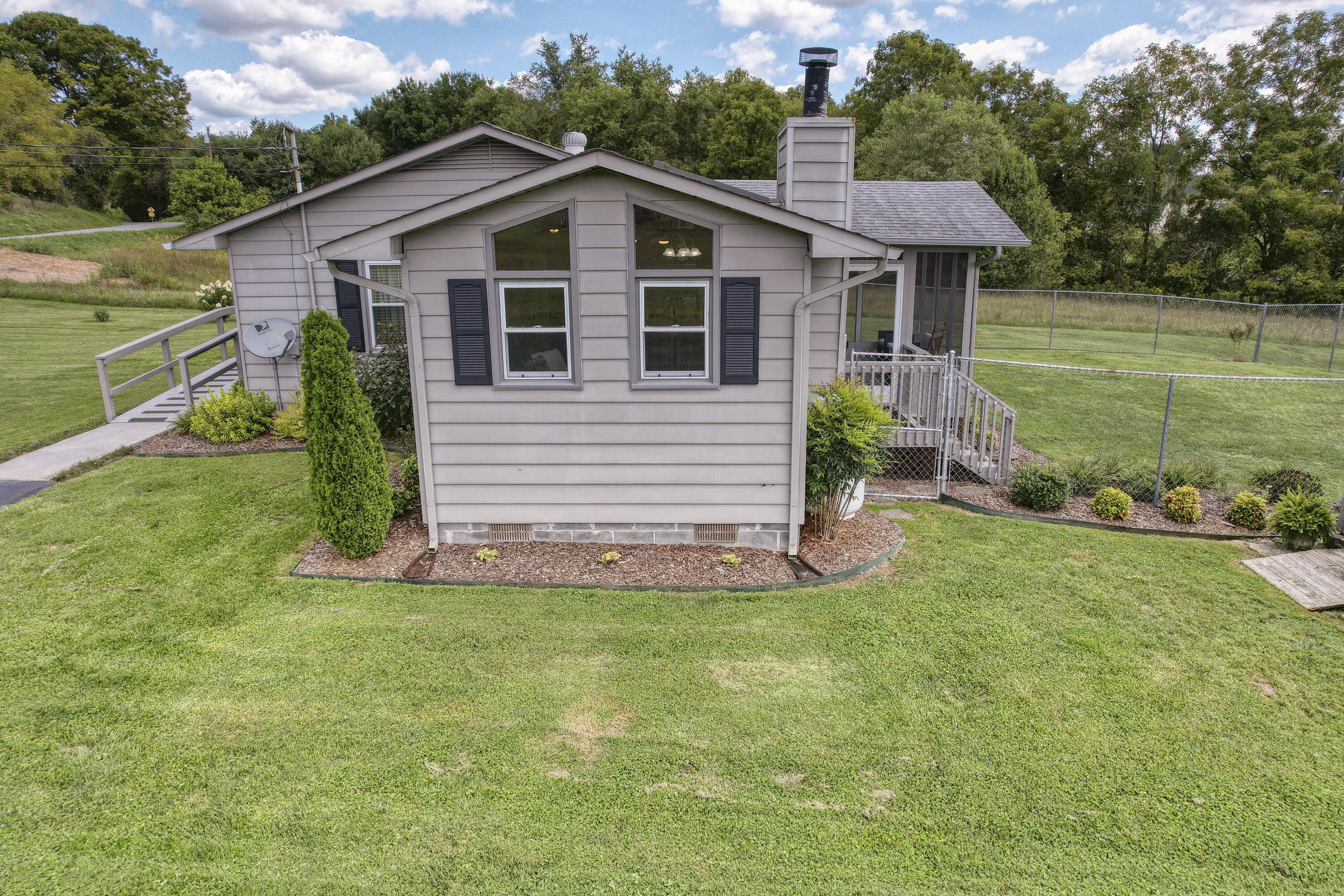 149 Ellis Road Blountville, TN 37617 - Photo 33 of 34 Ellis_33