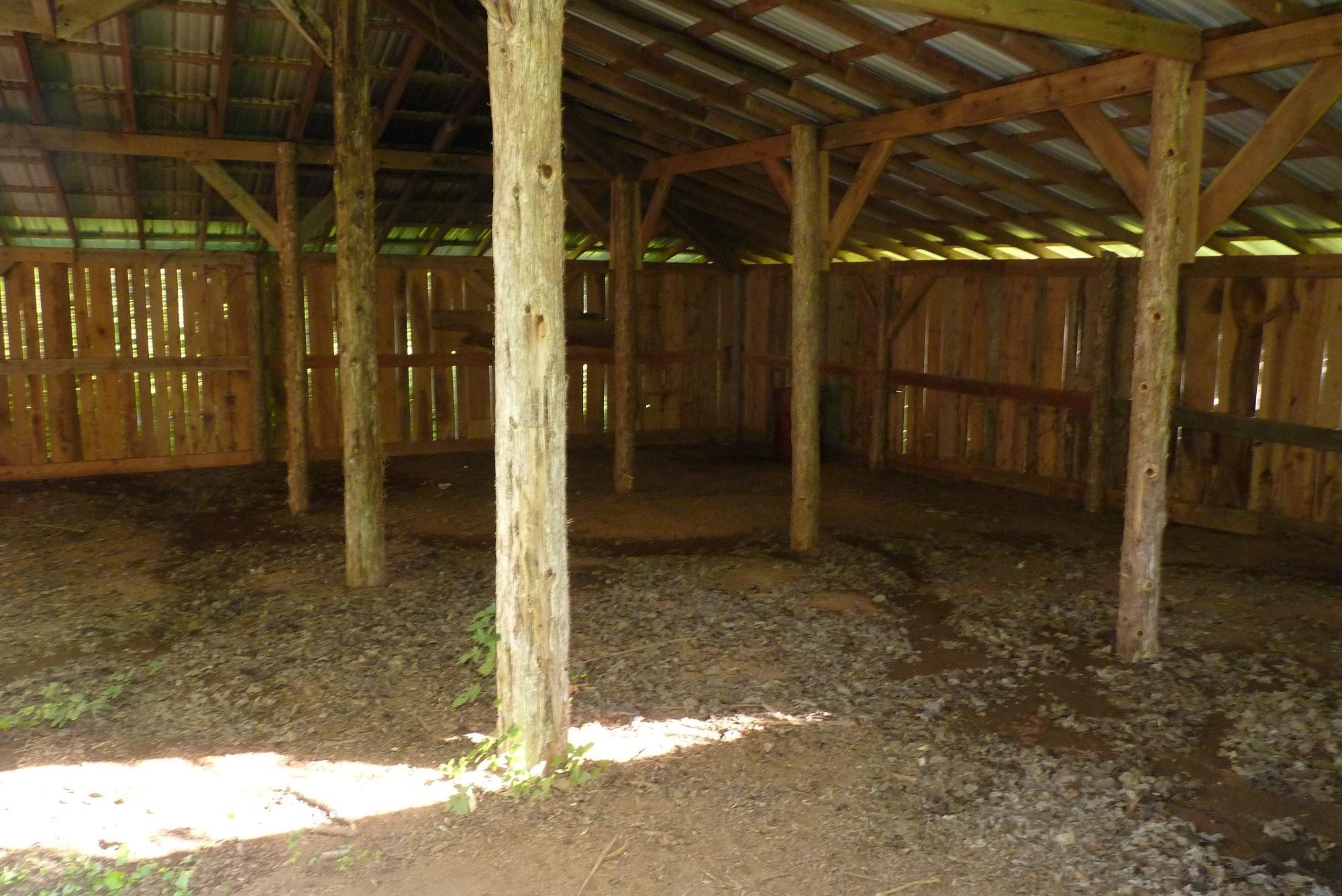 345 Cumberland View Road Clinton, TN 37716 - Photo 19 of 23 a view of a porch