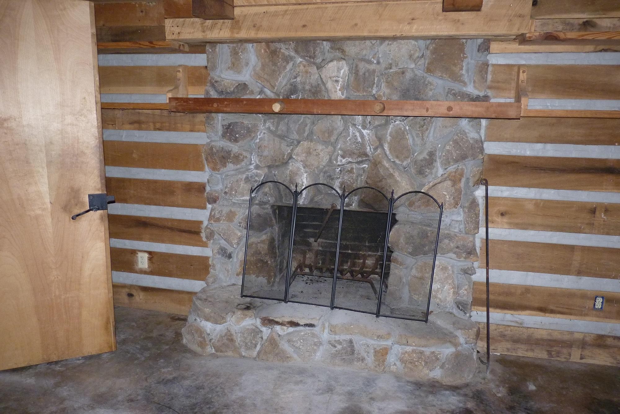345 Cumberland View Road Clinton, TN 37716 - Photo 7 of 23 a view of a room with wooden walls