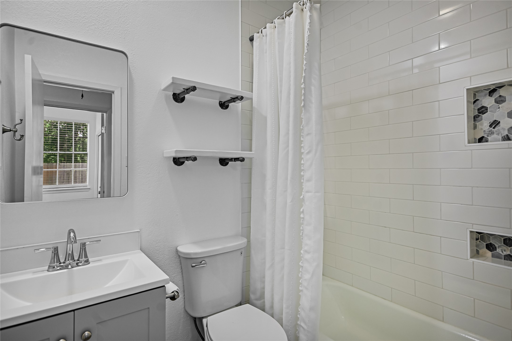 6501 Brush Country Road, Unit 114 Austin, TX 78749 - Photo 9 of 20