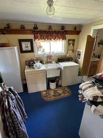 $275,000 | 23407 Highway 51, Elkville, IL 62932