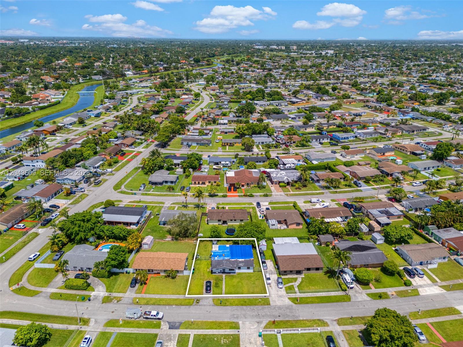 14125 Southwest 109th Place Miami, FL 33176 - Photo 9 of 12