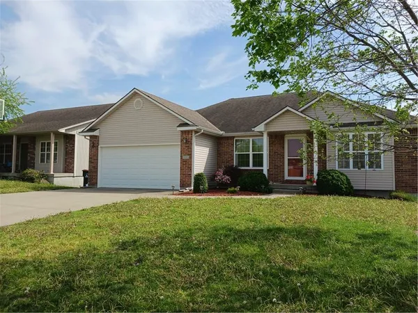 $363,900 | 730 Burlington Road, Warrensburg, MO 64093