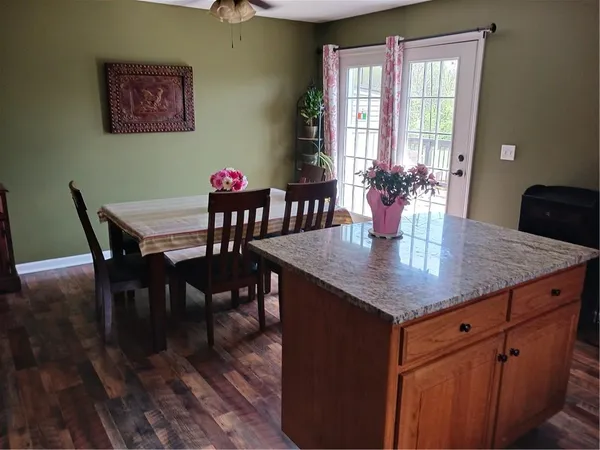 $369,500 | 730 Burlington Road, Warrensburg, MO 64093