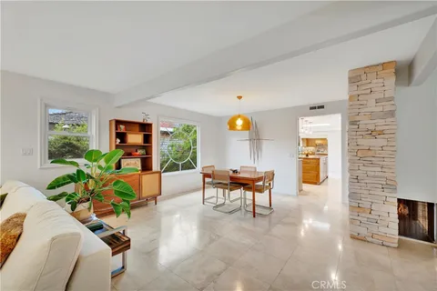 $2,500,000 | 17164 Edgewater Lane, Huntington Beach, CA 92649