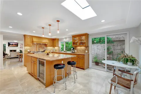 $2,500,000 | 17164 Edgewater Lane, Huntington Beach, CA 92649