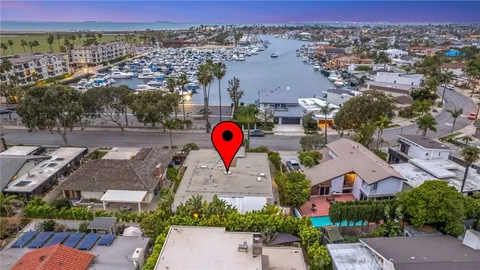 $2,500,000 | 17164 Edgewater Lane, Huntington Beach, CA 92649