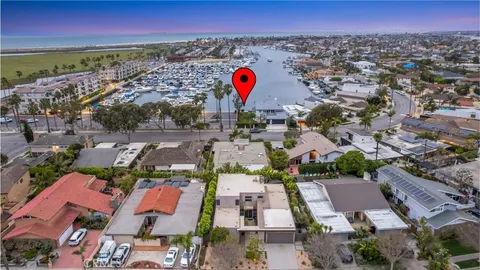 $2,500,000 | 17164 Edgewater Lane, Huntington Beach, CA 92649