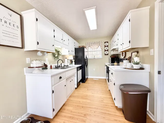 $320,000 | 2843 6 Mile Road, Maryville, TN 37803