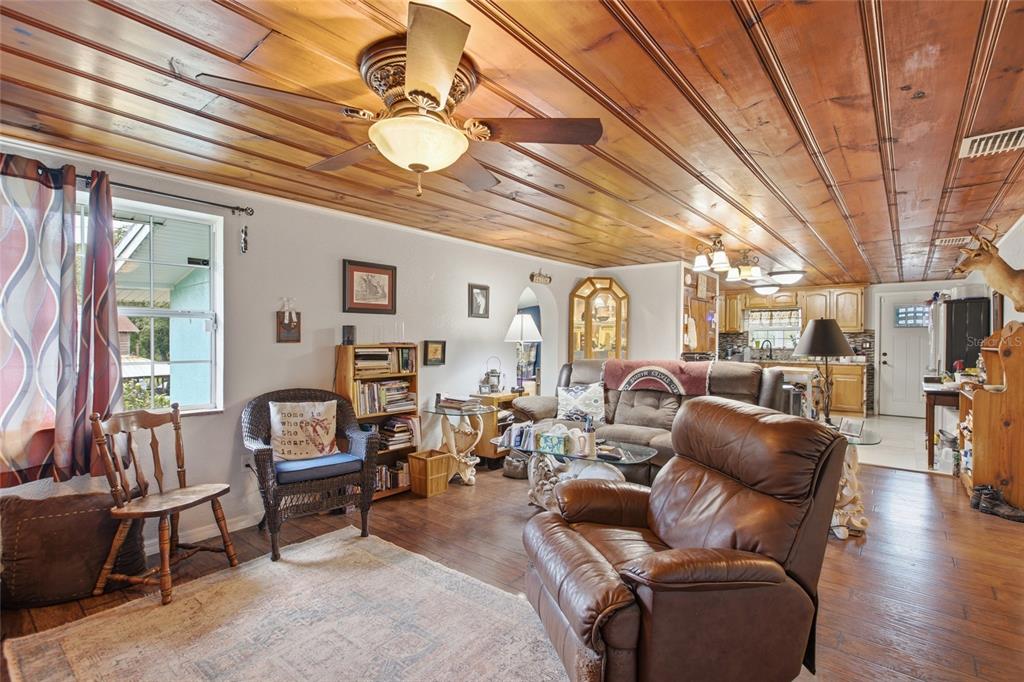 40832 River Road Dade City, FL 33525 - Photo 15 of 60