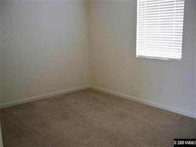 8805 Silverkist Drive Reno, NV 89506 - Photo 7 of 9 Photo 7